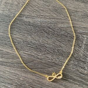Gold tone‎ Necklace
New never worn